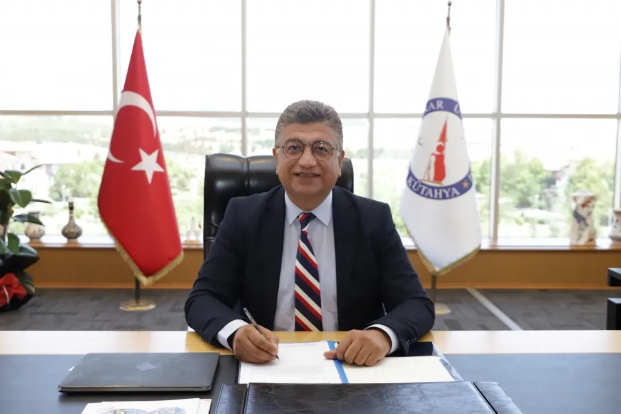 REKTÖR KIZILTOPRAKTAN BASIN BAYRAMI MESAJI